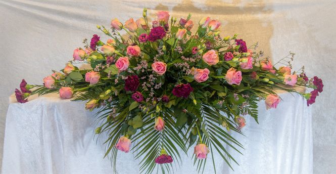 Hovedbilde Rosa kistedekorasjon